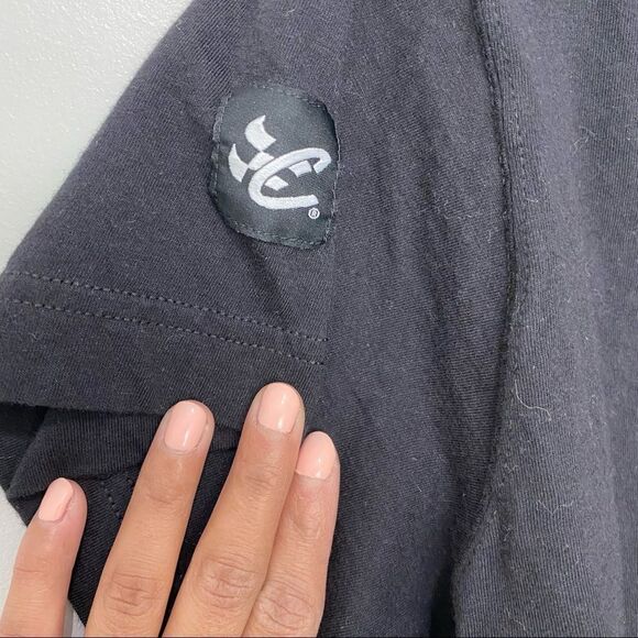 Chase Authentics NASCAR Graphic Black Silver Metallic Short Sleeves Size Large - Picture 5 of 6